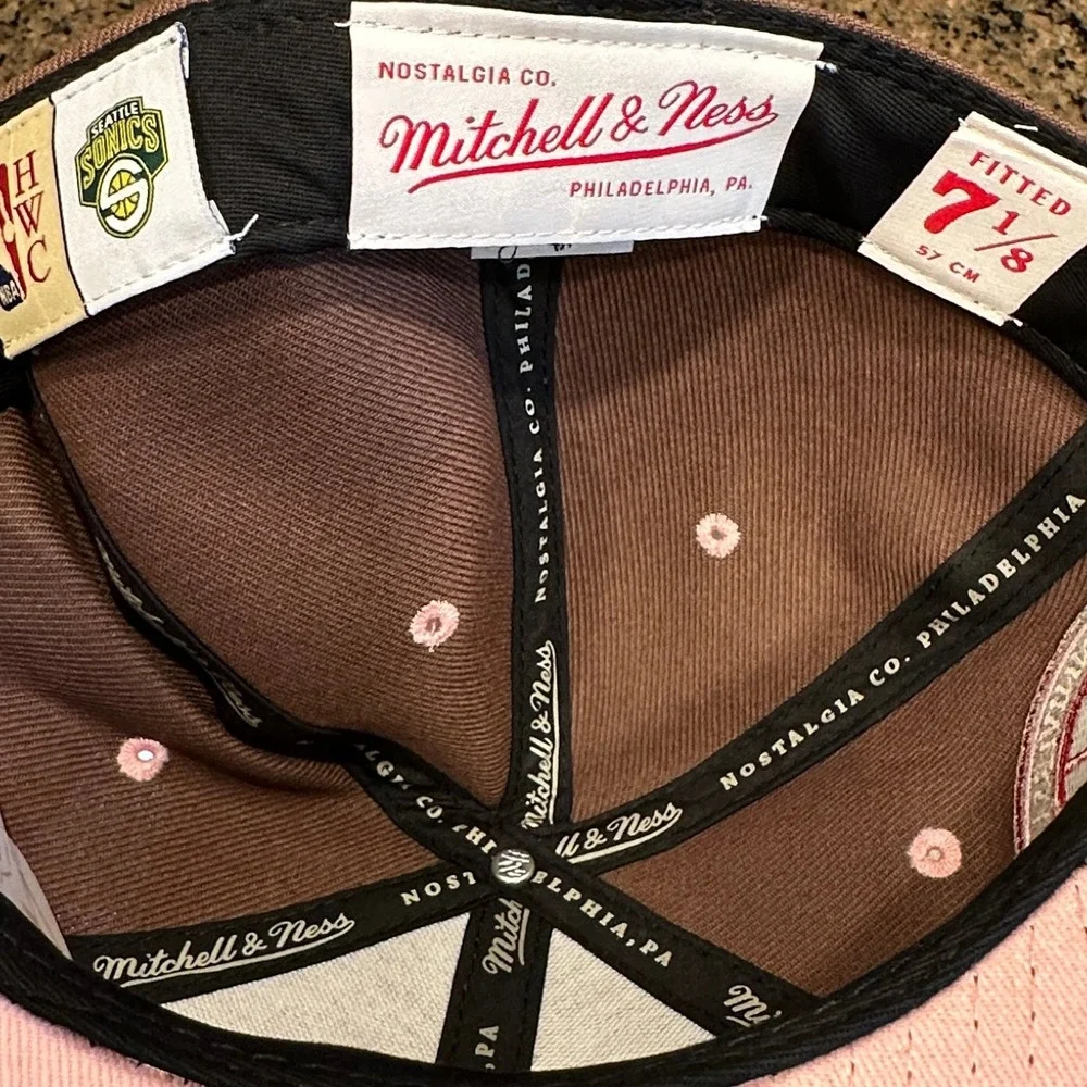 Seattle Sonics Mitchell & Ness 40th Anniversary Fitted Hat 7 1/8 Brown Pink New